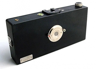 Caméra en aluminium noir sténopé classique