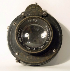 Industar-7 3,5 / 105 Grand Format Camera Lens