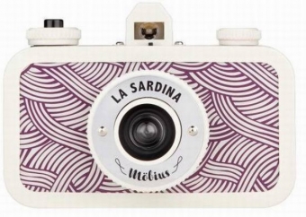 La Sardina &quot;Mobius&quot; Lomography 35mm film camera