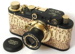 Leica Camera Copy - Piton-Noire