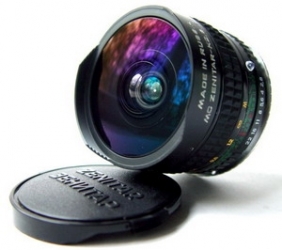 Zenitar 16mm 2.8 Fisheye pour Canon EOS AF-confirm (programmable)