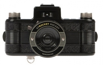 Sprocket Rocket Lomo panoramique 35mm film camera