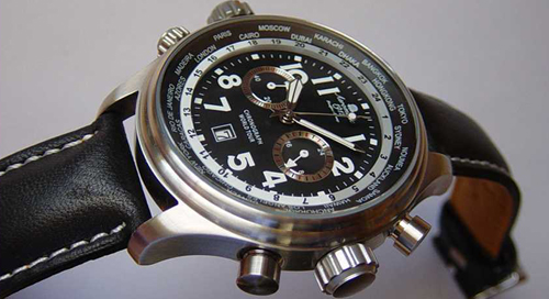 XXL-pilote Defender 'World-Tour »Chronographe A1113