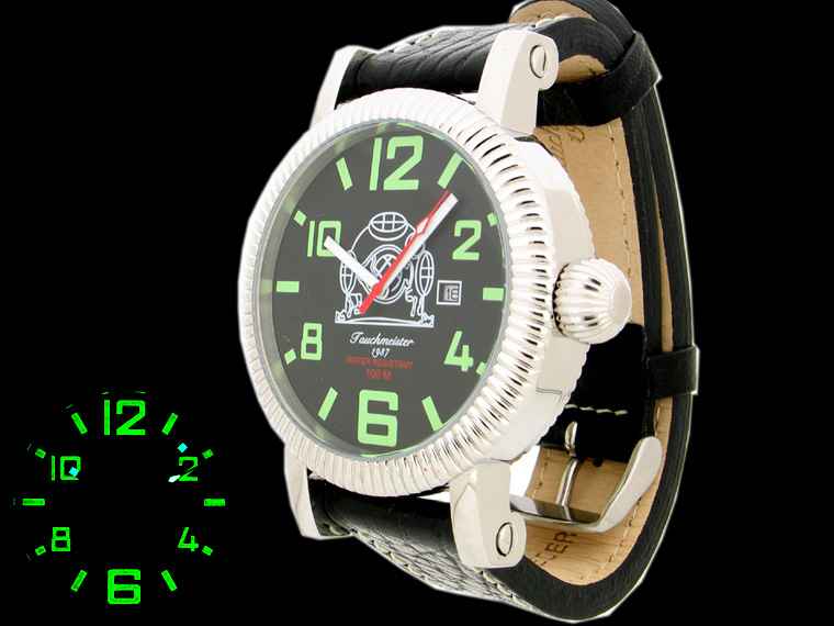 XXL U-Boot (Bunker) Swiss-Big-Date T0174 lourd